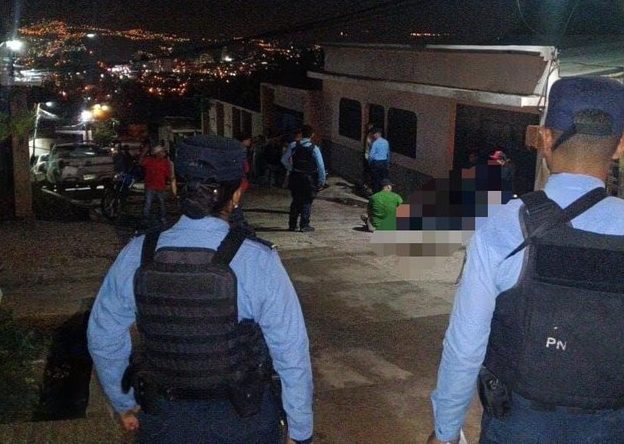 Sin piedad matan a niño de cinco años y dos hombres en la capital