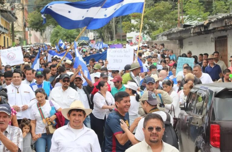 BOC A LA DEFENSA