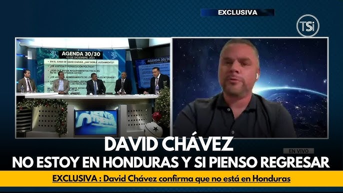 DAVID CHÁVEZ DETRÁS DE LA PANTALLA DE ZOOM