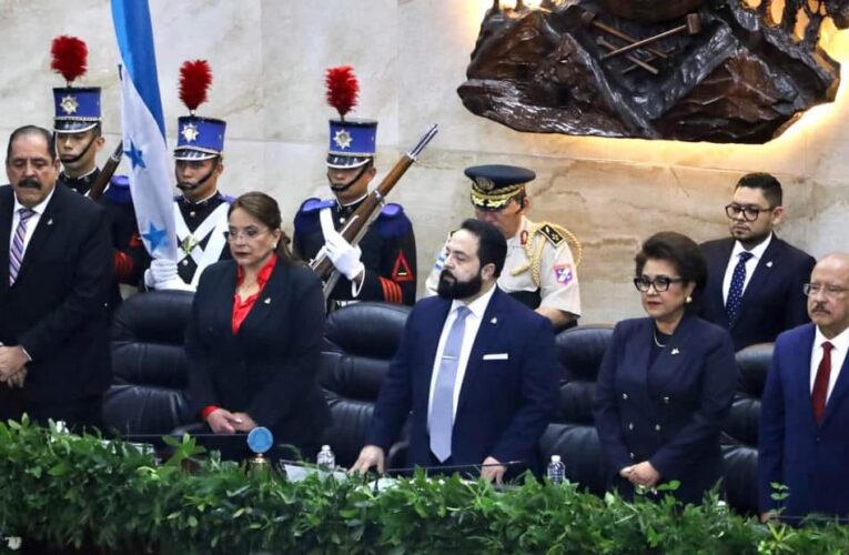 CONTABILIZÓ LAS VECES QUE FUE AL BAÑO EN SU DISCURSO