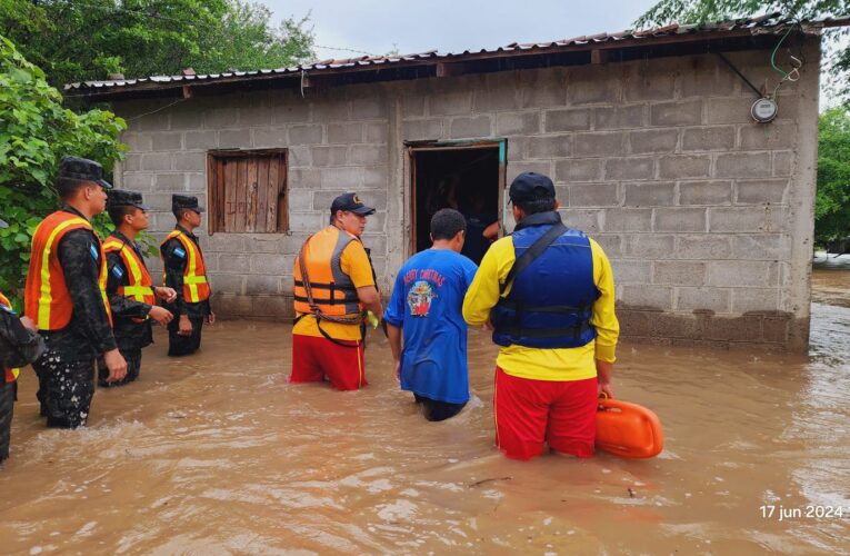 LLUVIAS DESNUDAN VULNERABILIDAD Y MISERIA