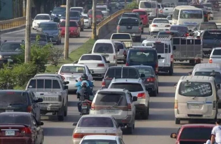 SE AVECINA EL TRANCAZO VEHICULAR