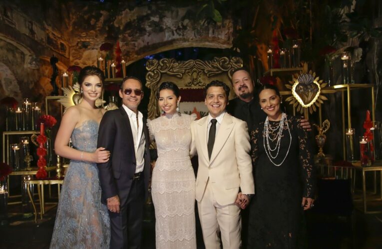 ÁNGELA Y CHRISTIAN NODAL SE CASAN