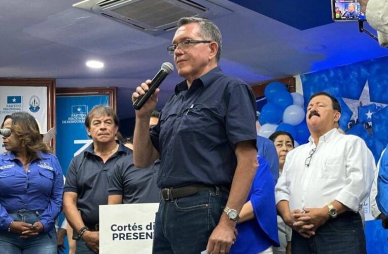 CACHURECOS ANUNCIAN OTRO CANDIDATO “RANDOM”