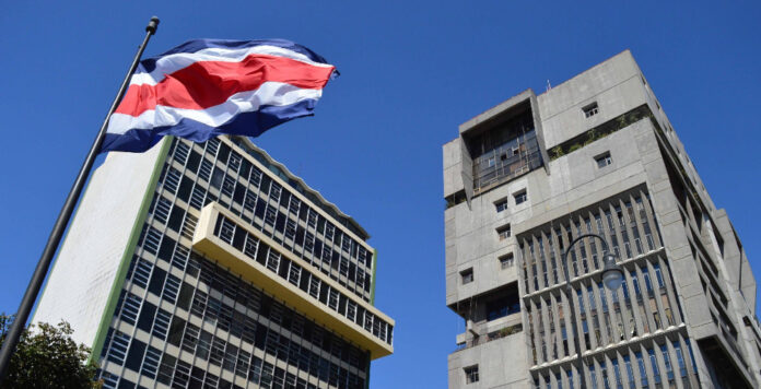 FISCALÍA INVESTIGA PRESUNTA CORRUPCIÓN EN EL SEGURO SOCIAL DE COSTA RICA