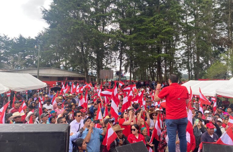 JORGE CÁLIX, EN SU TOUR DE ENCANTO ELECTORAL