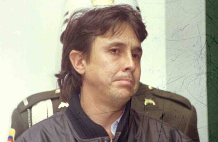 AMIGO DE PABLO ESCOBAR FABIO OCHOA, LIBRE