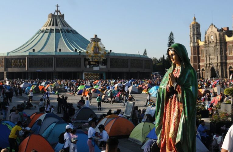 MÉXICO COMIENZA PEREGRINAJE  AL TEMPLO DE GUADALUPE